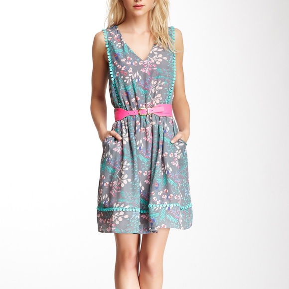 Jessica Simpson Floral Print Sleeveless Dress